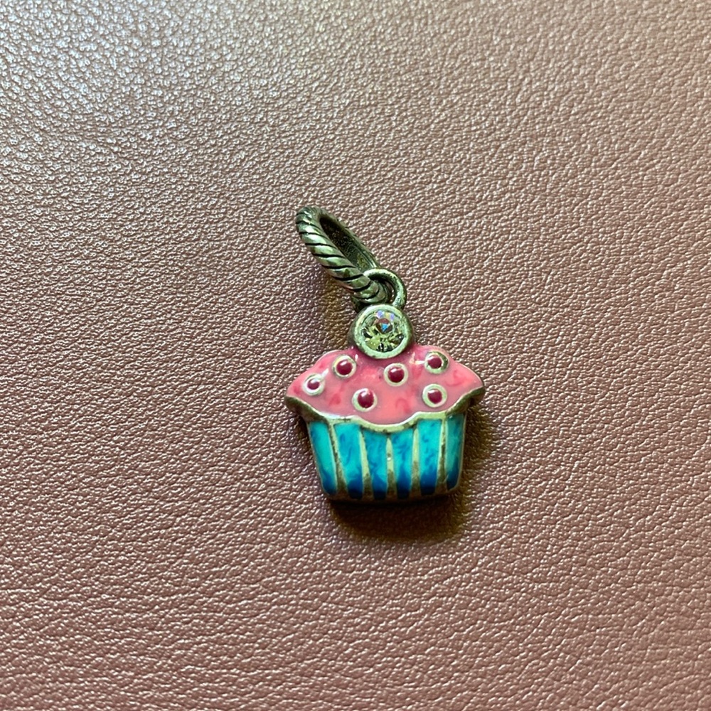 Brighton cupcake charm
